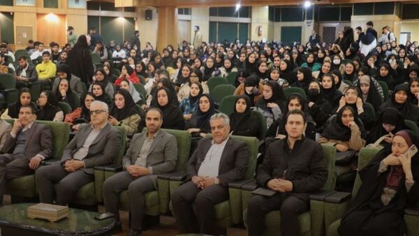 جشن روز دانشجو در دانشگاه آزاد واحد کرج 
