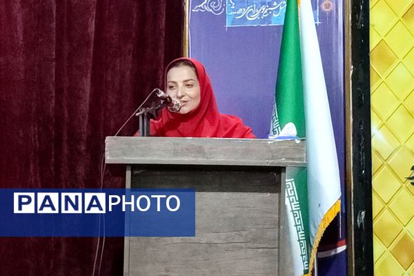 آیین اختتامیه مدرسه خلاقیت ماورا در قائمشهر