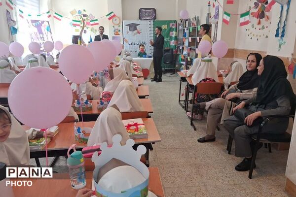 جشن شکوفه‌ها در دبستان بنی‌هاشمی شهرستان رباط‌کریم