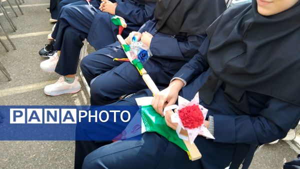 جشن جوانه‌ها در مدرسه دخترانه شهید رجایی اهر