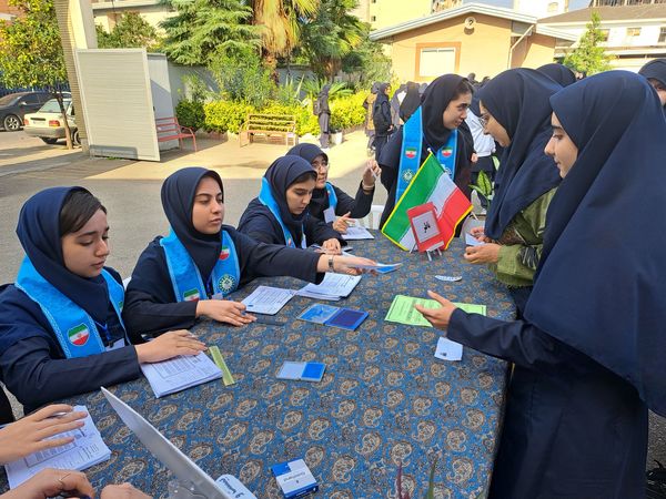 دبیرستان الزهرا قائمشهر پایگاه استانی انتخابات شورای دانش‌آموزی