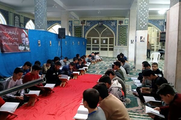  اعتکاف دانش‌آموزی در شهرستان بن