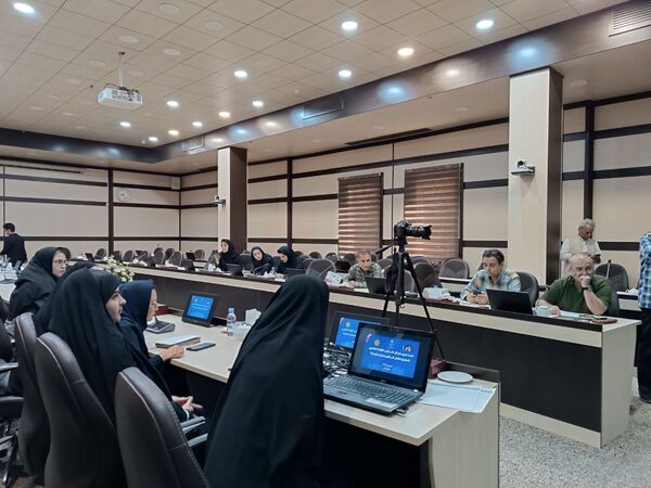 پیشران‌های توسعه؛ همایش ملی بانوان کارآفرین در مشهد کلید خورد
