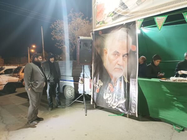 برپایی ایستگاه صلواتی شهرداری و شورای اسلامی شهر کاشمر