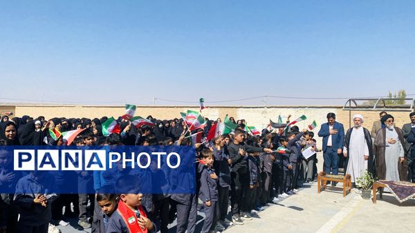 کلنگ‌زنی نمازخانه در مدرسه برکت علیاشهر 