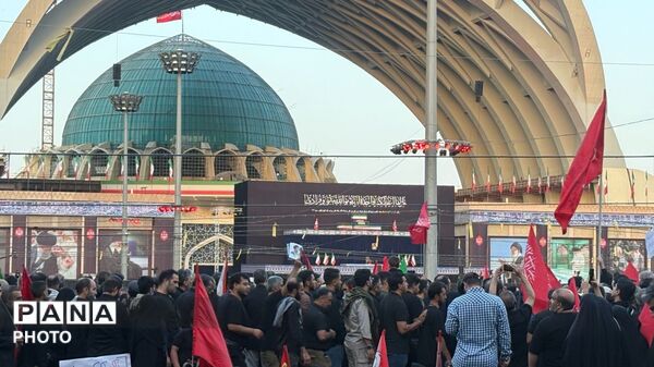 مصلای تهران با فریادِ باید برخاست لرزید