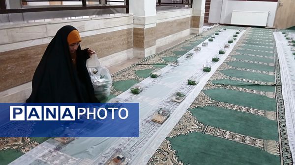 برگزاری محافل انس با قرآن و مراسم افطاری در مدارس شهرستان ملارد 