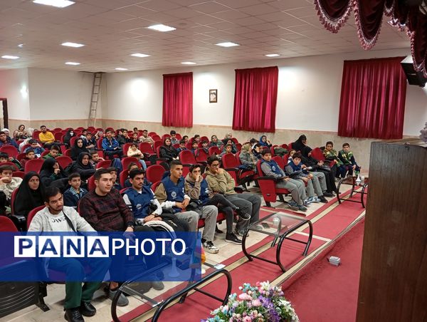 برگزاری جلسه آموزشی دانش‌آموز خبرنگاران پانا در منطقه پردیس
