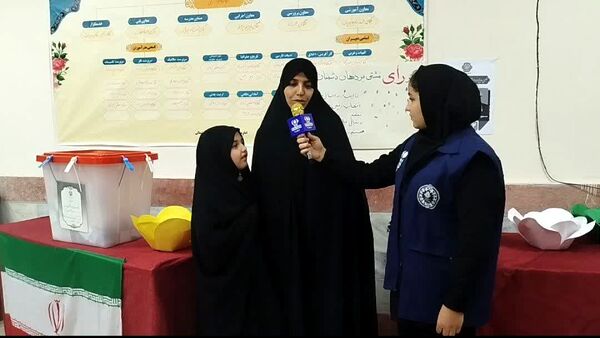 مردم شهرستان فاروج همدل و یکصدا پای صندوق‌های رأی 