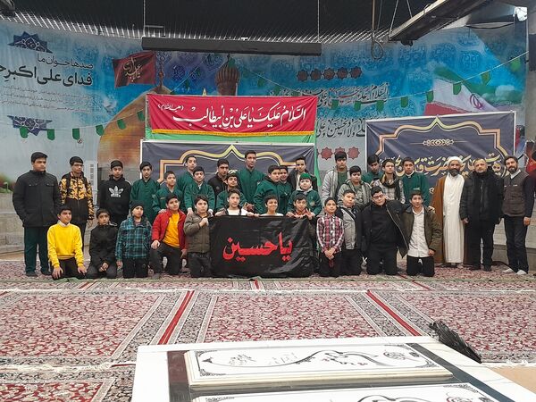 نشست صمیمانه خادمان افتخاری چایخانه حضرت قاسم بن الحسن(ع) در مشهد مقدس