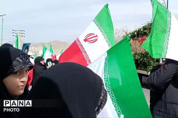 پردیس میزبان تشییع و تدفین پیکر خانواده شهید دهقان‌زاده 