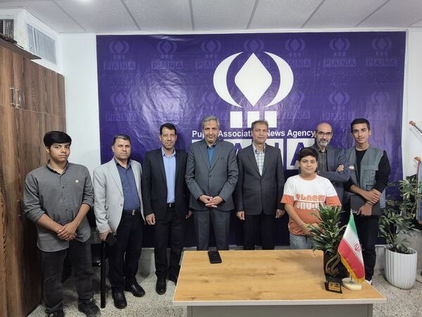  فرماندار کاشمر پای صحبت خبرنگاران پانا نشست