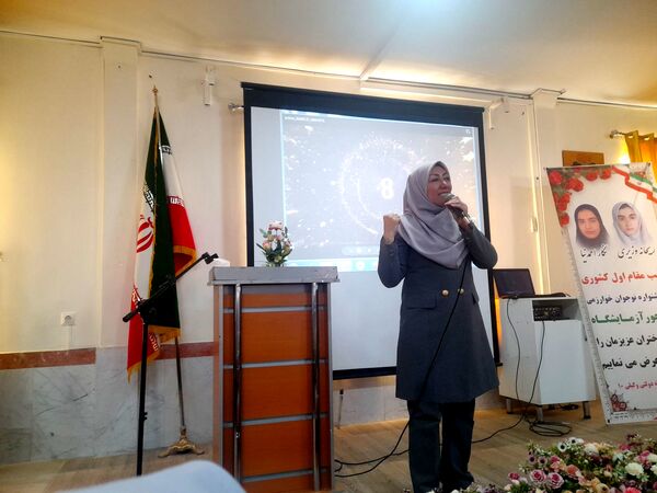 افتتاحیه جشنواره نوجوان خوارزمی در دبیرستان نمونه وکیلی۱۰ 
