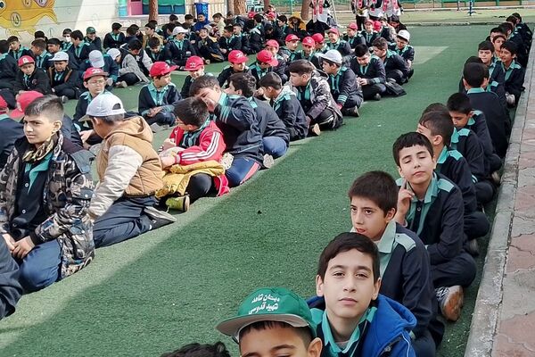همایش یاوران انقلاب در دبستان شاهد شهید قدوسی ناحیه دو شهرری 