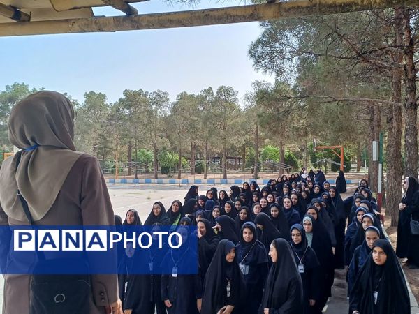 ‌‌روز دوم پیش اردوی ملی پیشتازان سازمان دانش آموزی استان اصفهان