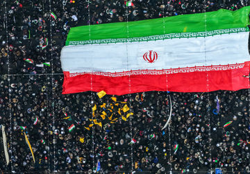 شکوه 22 بهمن مشهد مقدس از نمای هوایی