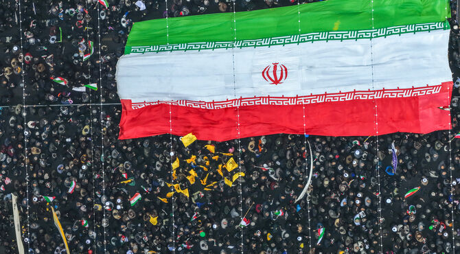 شکوه 22 بهمن مشهد مقدس از نمای هوایی