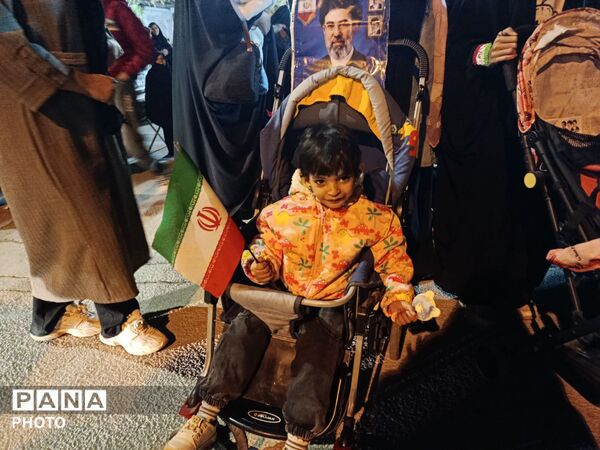 وداعِ احساسیِ مردمِ بهار با شهیدِ قهرمان؛ نادر حمیدیان