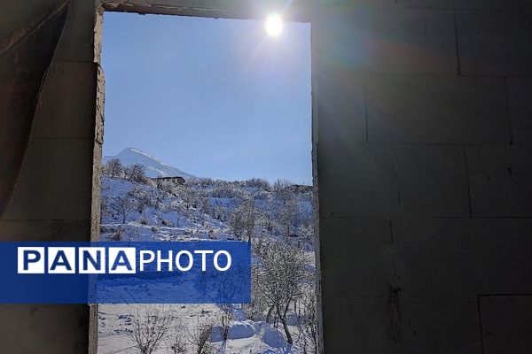 برف بارید و خدا پاکی خود را به شهر زیبایی بار هدیه کرد