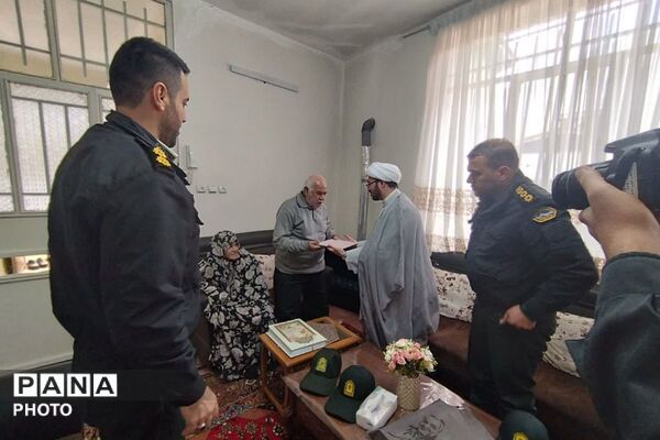 تقدیر فرماندهان ارشد نظامی از صبر خانواده‌های شهدا در آستانه ماه مهمانی خدا