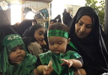 همایش شیرخوارگان حسینی در مصلی المهدی شهر زیارتی رزوه 