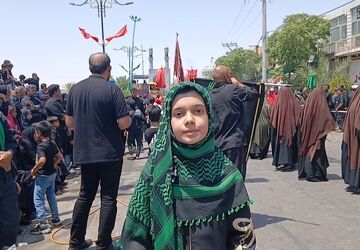شکوهِ سوگ؛ روایتِ دسته‌های عزاداری بافق در ظهر عاشورا