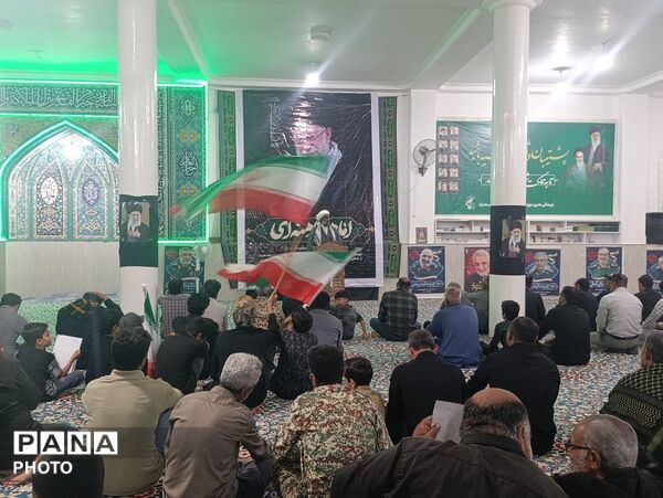  آیین بزرگداشت «امام شهید امت» و تکریم خانواده‌های شهدا در سندرک