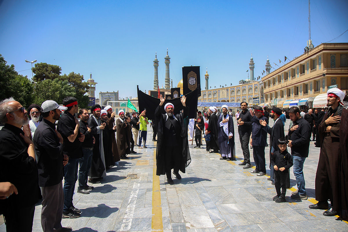 عرض تسلیت دسته‌های عزاداری سالروز شهادت امام باقر(ع) به کریمه اهل بیت