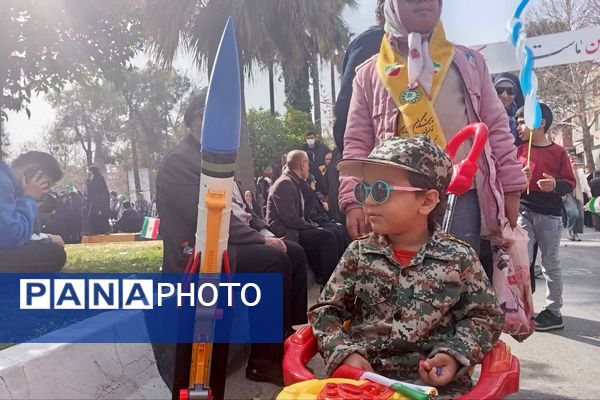 ما تا آخر پای کار نظام هستیم 