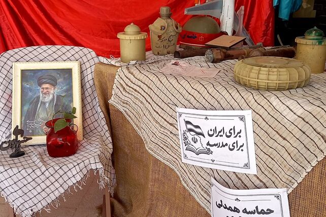 آغاز مهر بانشاط در دبیرستان اختر صدوقی پیشوا