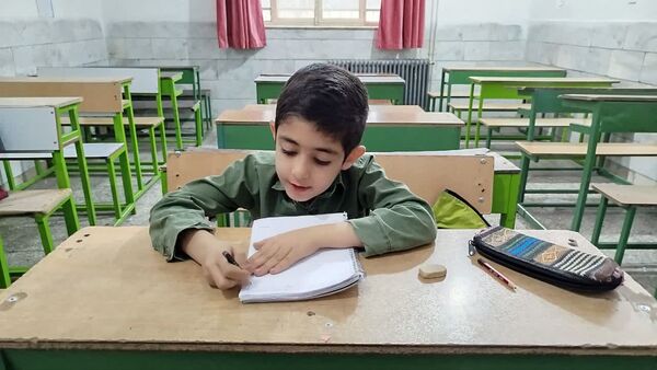روشنگریِ جهادی؛ جهادِ آموزشیِ معلمان در مدارس یزد