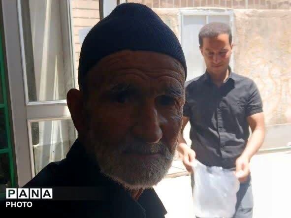 شعور حسینی در کنار شور حسینی