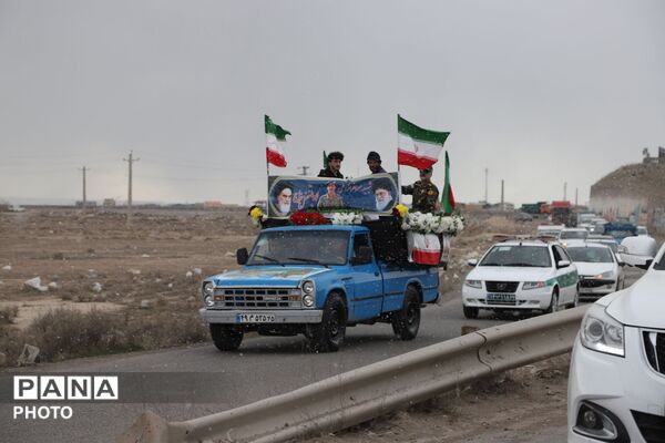 خروش جمعیت روستای مایان سفلی در تشییع پیکر مطهر شهید ابوالفضل خراج مایان