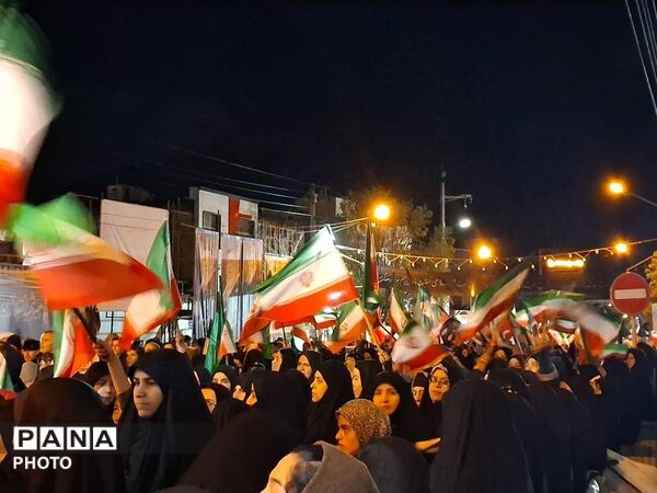 دانش‌آموزان پای کار وطن