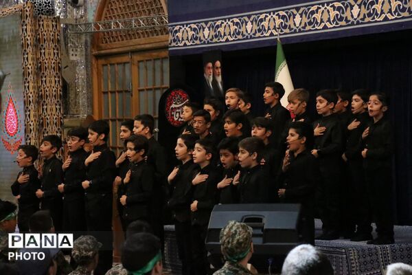 طنین «احلی من العسل» در حرم؛ عهد دوباره نوجوانان با عاشورا