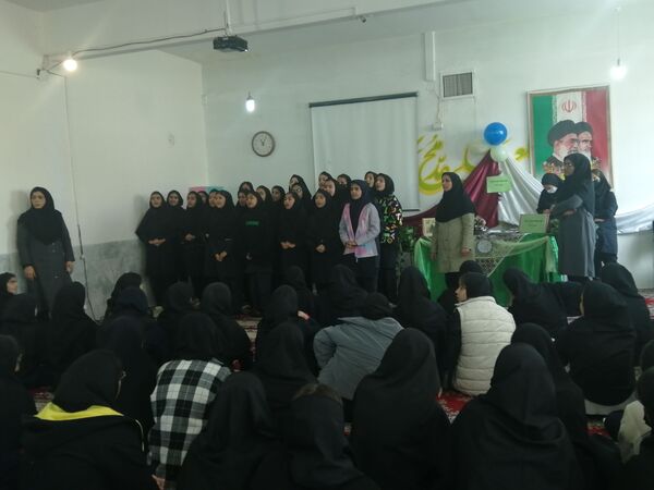 جشن مبعث پیامبر (ص) در دبیرستان فیاض