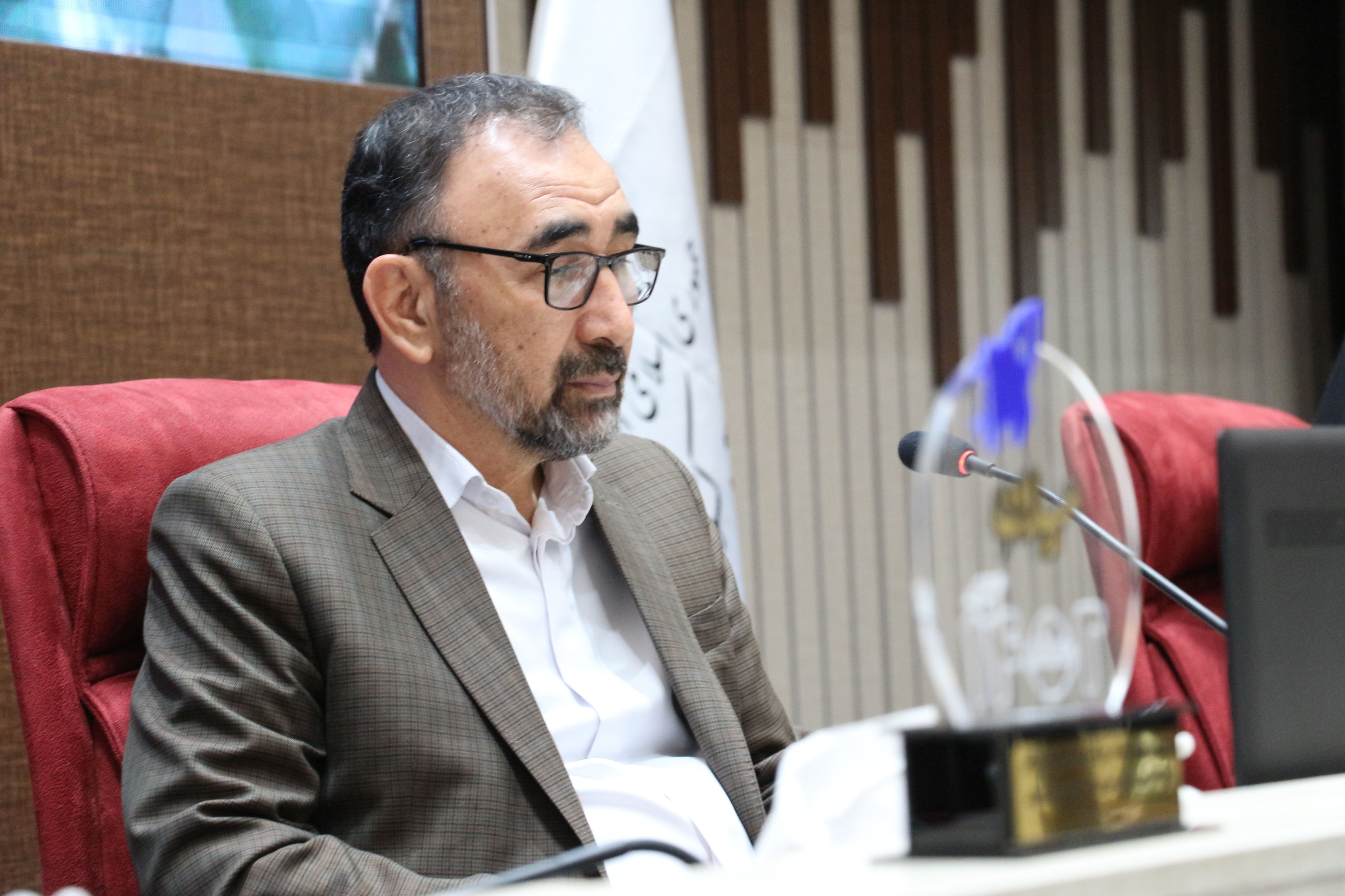 میدان را اراده‌ها می‌سازند