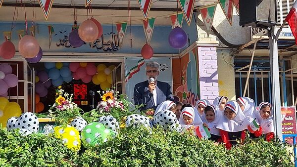 برگزاری آیین جشن شکوفه‌ها در مدارس استان البرز