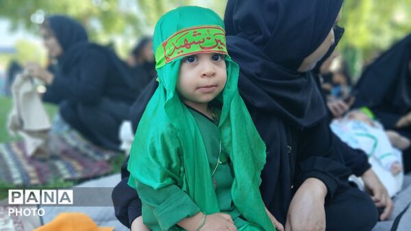 تجلی مظلومیت در آغوش مادران
