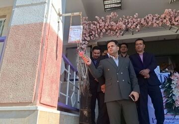 جشن جوانه ها در دبیرستان هیات امنایی فرزانگان 