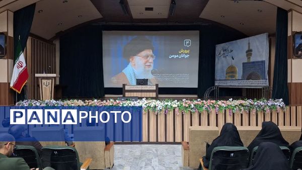 آیین تکریم و معارفه مدیر آموزش‌ و پرورش ناحیه یک کرج