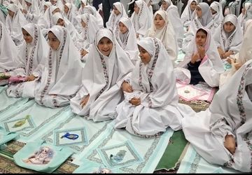 آغاز فصل بندگی؛ طنین «جشن تکلیف پروانه‌ها» در پیشوا