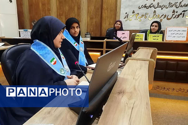 انتخابات مجلس دانش‌آموزی دختران در ناحیه ۴ شیراز