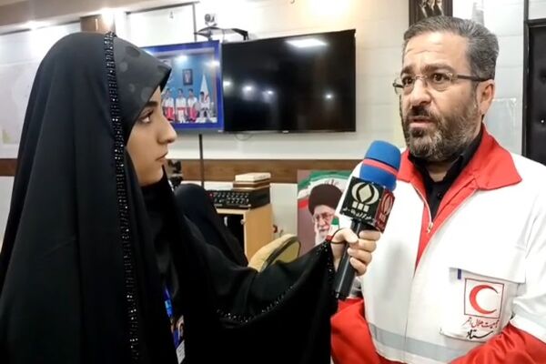 تقدیر از 18 برگزیده استان قم در اختتامیه کنگره دانش‌آموزی «راسخ»