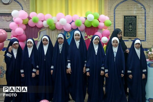 جشن شکوفه‌ها و آغاز شیرین کلاس اولی‌ها در دبستان دخترانه امین