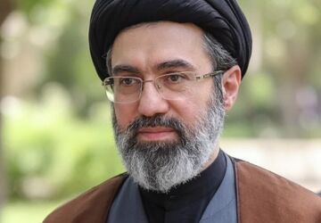 داستان‌های اسطوره‌ای فردوسی، واقعیت زندگی قهرمانانه‌ مردم ایران است