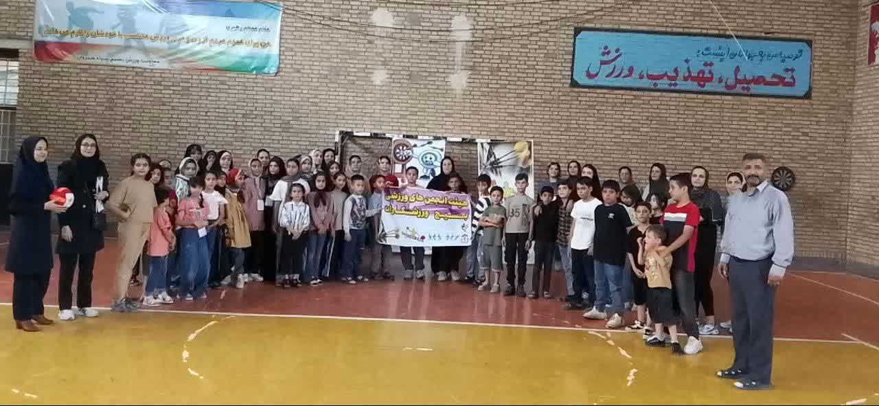 برگزاری کلاس‌های ورزشی اوقات فراغت پایگاه دبیرستان شهید مصطفی خمینی در شیروان
