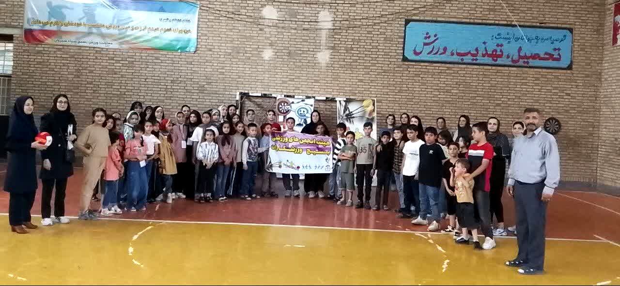 برگزاری کلاس‌های ورزشی اوقات فراغت پایگاه دبیرستان شهید مصطفی خمینی در شیروان