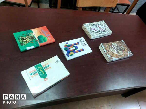 برگزاری نشست «خانواده کتاب‌خوان» در کتابخانه الزهرا(س) حاجی‌آباد