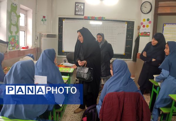 بازید راهبران آموزشی از دبیرستان میثاق منطقه تبادکان مشهد